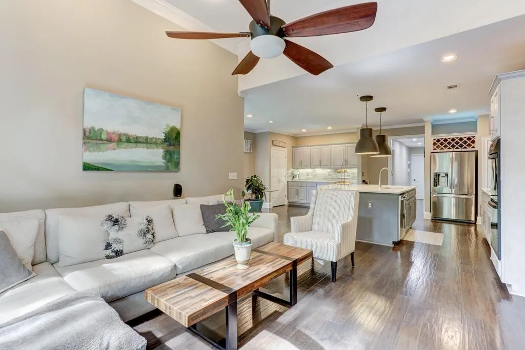 130 Belvedere Court, Sandy Springs, Georgia 30350, 5 Bedrooms Bedrooms, ,4 BathroomsBathrooms,Residential,Sold,130 Belvedere Court,6587597
