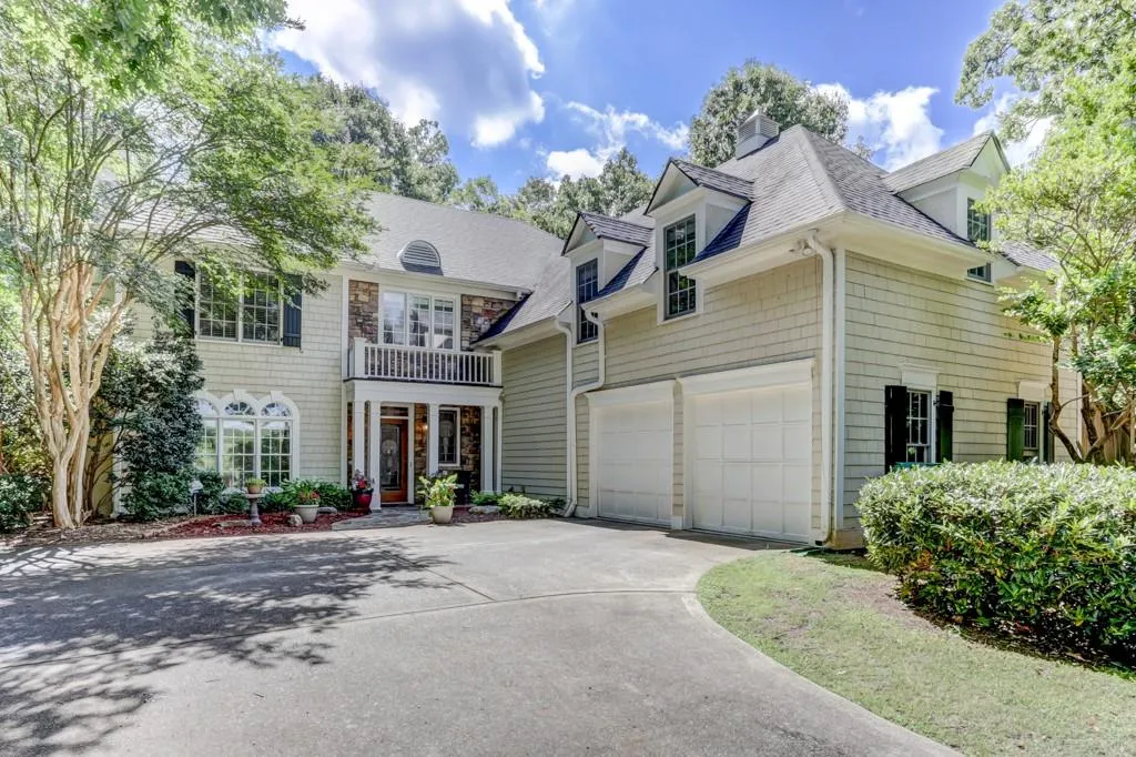 130 Belvedere Court, Sandy Springs, Georgia 30350, 5 Bedrooms Bedrooms, ,4 BathroomsBathrooms,Residential,Sold,130 Belvedere Court,6587597