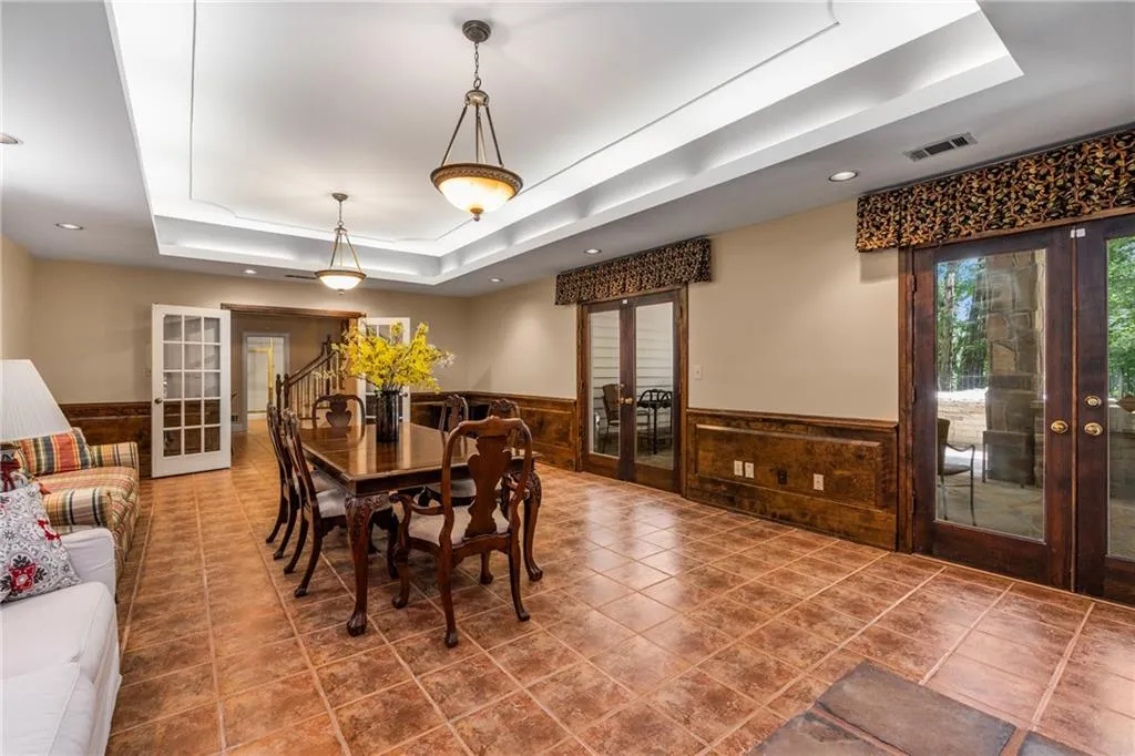 9035 River Run, Atlanta, Georgia 30350, 5 Bedrooms Bedrooms, ,4 BathroomsBathrooms,Residential,For Sale,9035 River Run,7631826