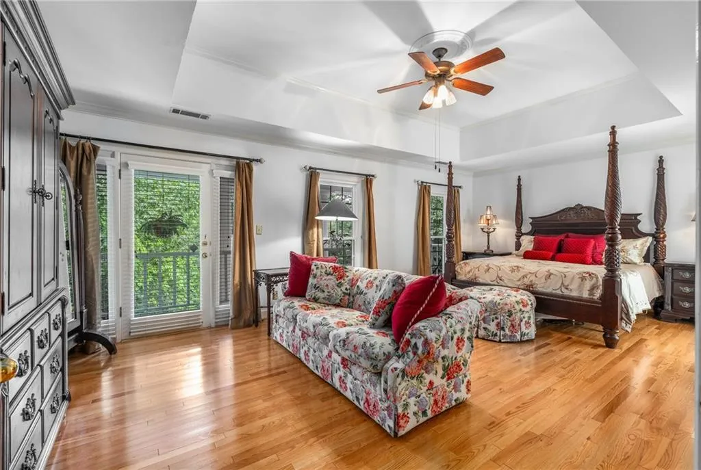 9035 River Run, Atlanta, Georgia 30350, 5 Bedrooms Bedrooms, ,4 BathroomsBathrooms,Residential,For Sale,9035 River Run,7631826