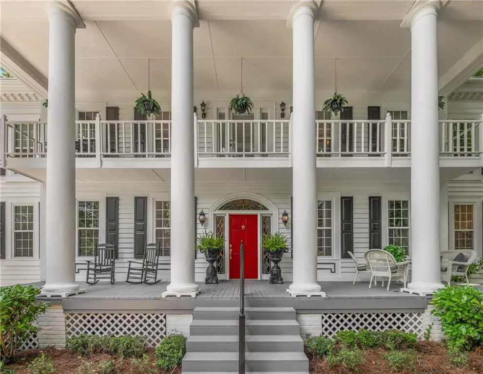 9035 River Run, Atlanta, Georgia 30350, 5 Bedrooms Bedrooms, ,4 BathroomsBathrooms,Residential,For Sale,9035 River Run,7631826