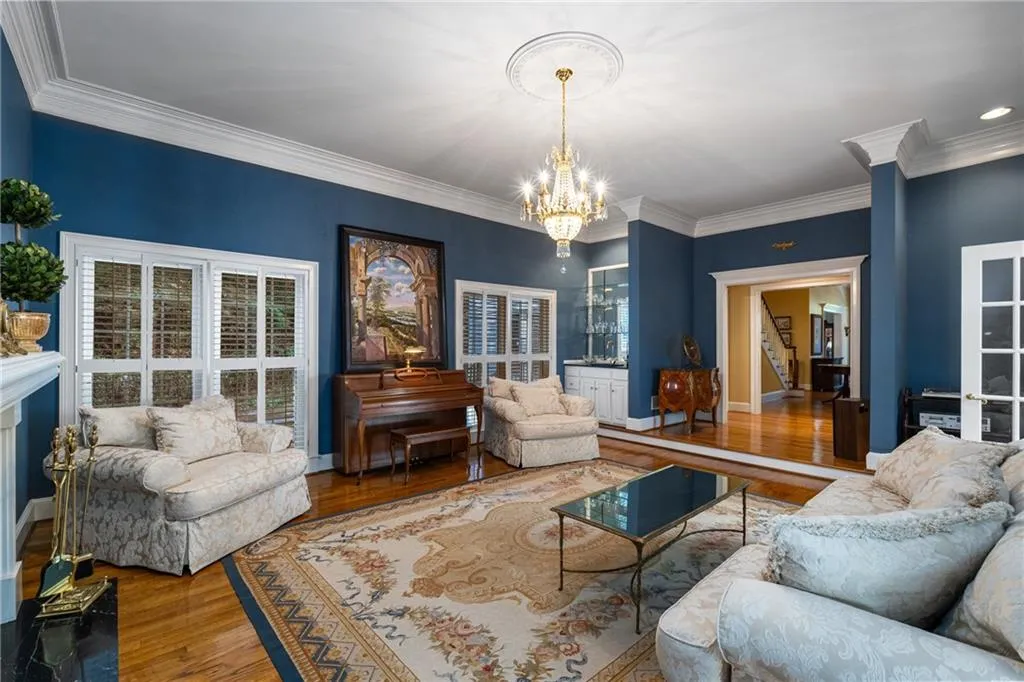 9035 River Run, Atlanta, Georgia 30350, 5 Bedrooms Bedrooms, ,4 BathroomsBathrooms,Residential,For Sale,9035 River Run,7631826