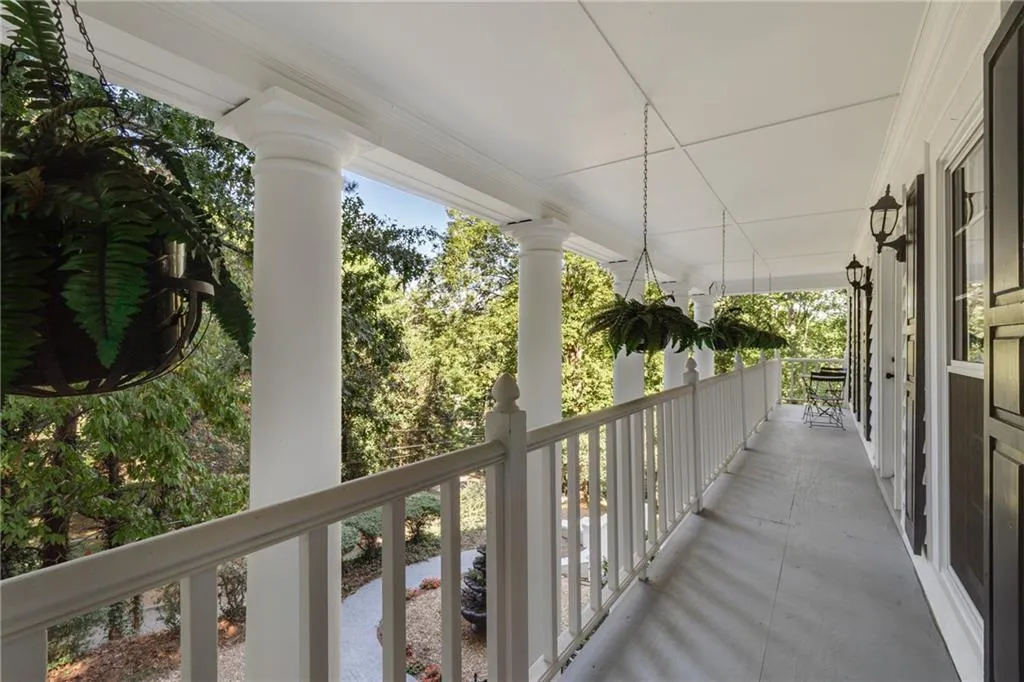 9035 River Run, Atlanta, Georgia 30350, 5 Bedrooms Bedrooms, ,4 BathroomsBathrooms,Residential,For Sale,9035 River Run,7631826