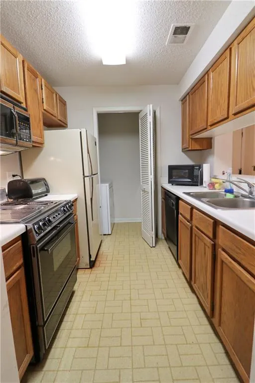 103 Barrington Hills Drive Unit 103, Atlanta, Georgia 30350, 1 Bedroom Bedrooms, ,1 BathroomBathrooms,Residential,Sold,103 Barrington Hills Drive Unit 103,5917249