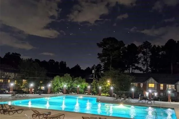 6851 Roswell Road Ne Unit B8, Sandy Springs, Georgia 30328, 1 Bedroom Bedrooms, ,1 BathroomBathrooms,Residential,Sold,6851 Roswell Road Ne Unit B8,6811446