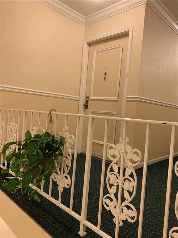 6851 Roswell Road Ne Unit B8, Sandy Springs, Georgia 30328, 1 Bedroom Bedrooms, ,1 BathroomBathrooms,Residential,Sold,6851 Roswell Road Ne Unit B8,6811446