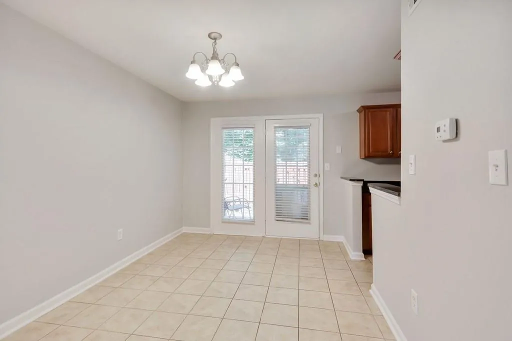 803 Brighton Point, Sandy Springs, Georgia 30328, 2 Bedrooms Bedrooms, ,2 BathroomsBathrooms,Residential,Sold,803 Brighton Point,6728065