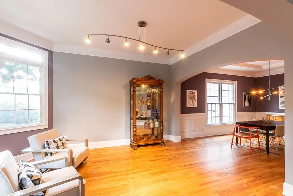 250 Wembley Circle, Sandy Springs, Georgia 30328, 5 Bedrooms Bedrooms, ,4 BathroomsBathrooms,Residential,Sold,250 Wembley Circle,6753986