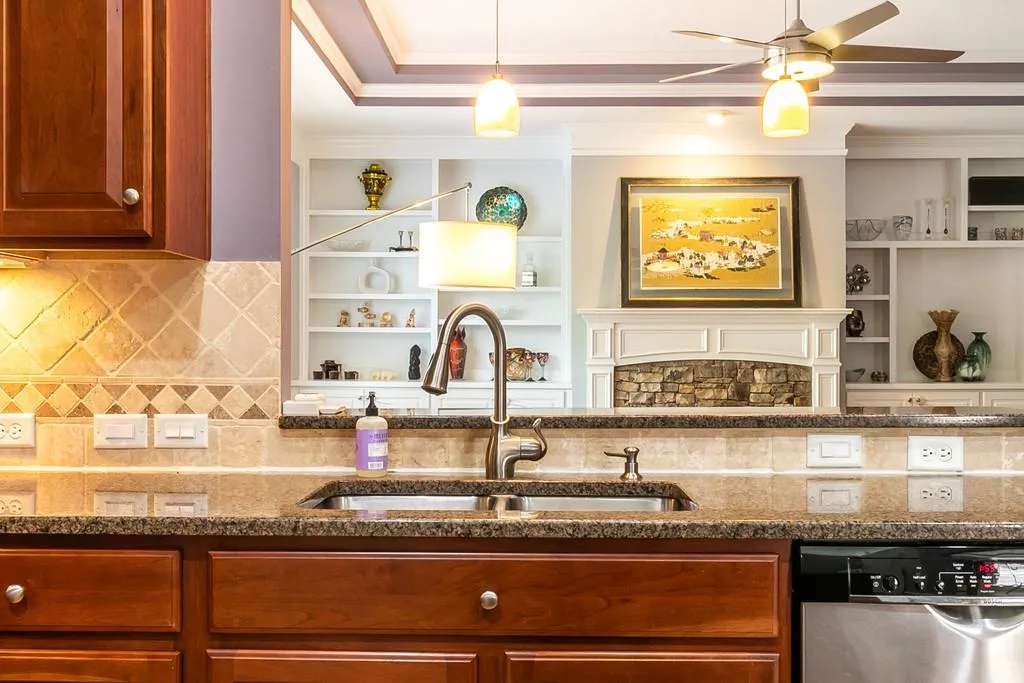 250 Wembley Circle, Sandy Springs, Georgia 30328, 5 Bedrooms Bedrooms, ,4 BathroomsBathrooms,Residential,Sold,250 Wembley Circle,6753986