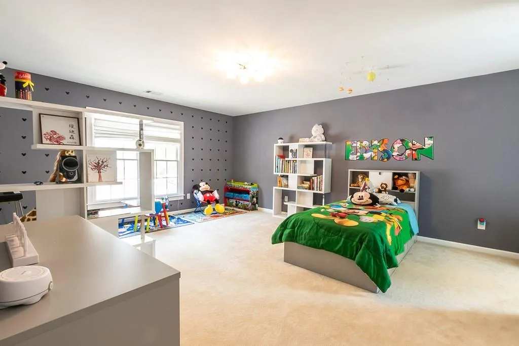 250 Wembley Circle, Sandy Springs, Georgia 30328, 5 Bedrooms Bedrooms, ,4 BathroomsBathrooms,Residential,Sold,250 Wembley Circle,6753986