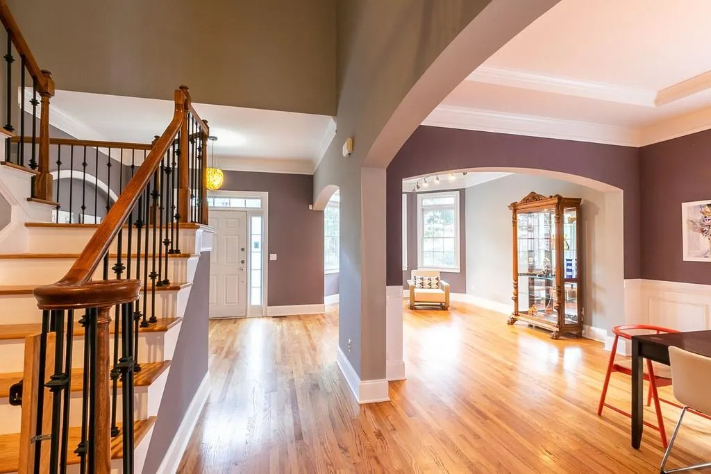 250 Wembley Circle, Sandy Springs, Georgia 30328, 5 Bedrooms Bedrooms, ,4 BathroomsBathrooms,Residential,Sold,250 Wembley Circle,6753986