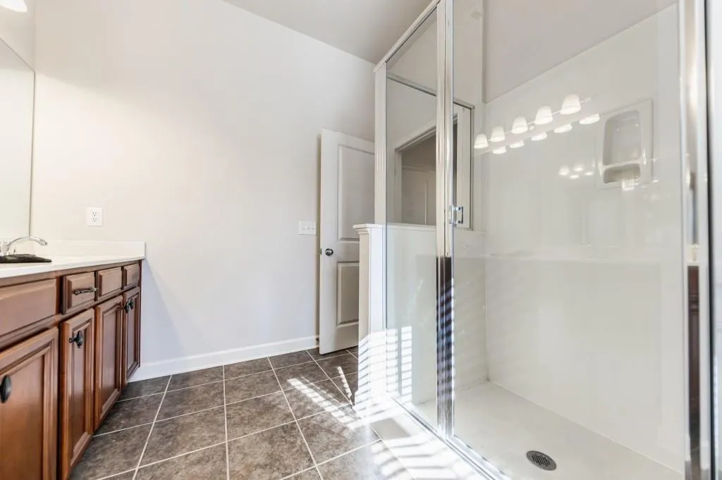 7265 Glisten Avenue Unit 130, Sandy Springs, Georgia 30328, 2 Bedrooms Bedrooms, ,2 BathroomsBathrooms,Residential,Sold,7265 Glisten Avenue Unit 130,6811461