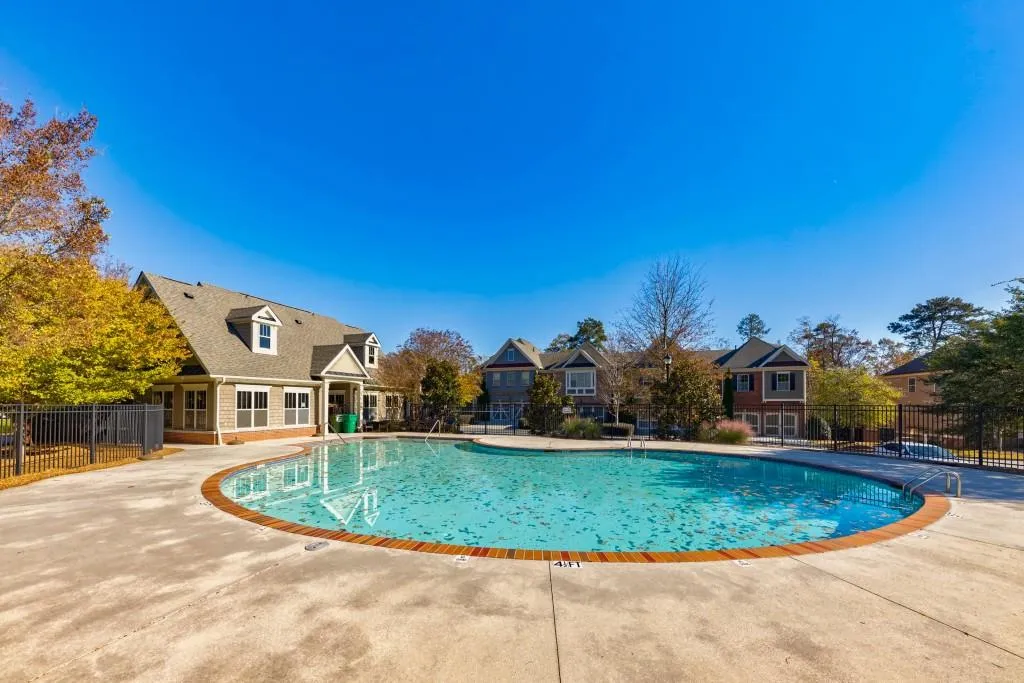 7265 Glisten Avenue Unit 130, Sandy Springs, Georgia 30328, 2 Bedrooms Bedrooms, ,2 BathroomsBathrooms,Residential,Sold,7265 Glisten Avenue Unit 130,6811461