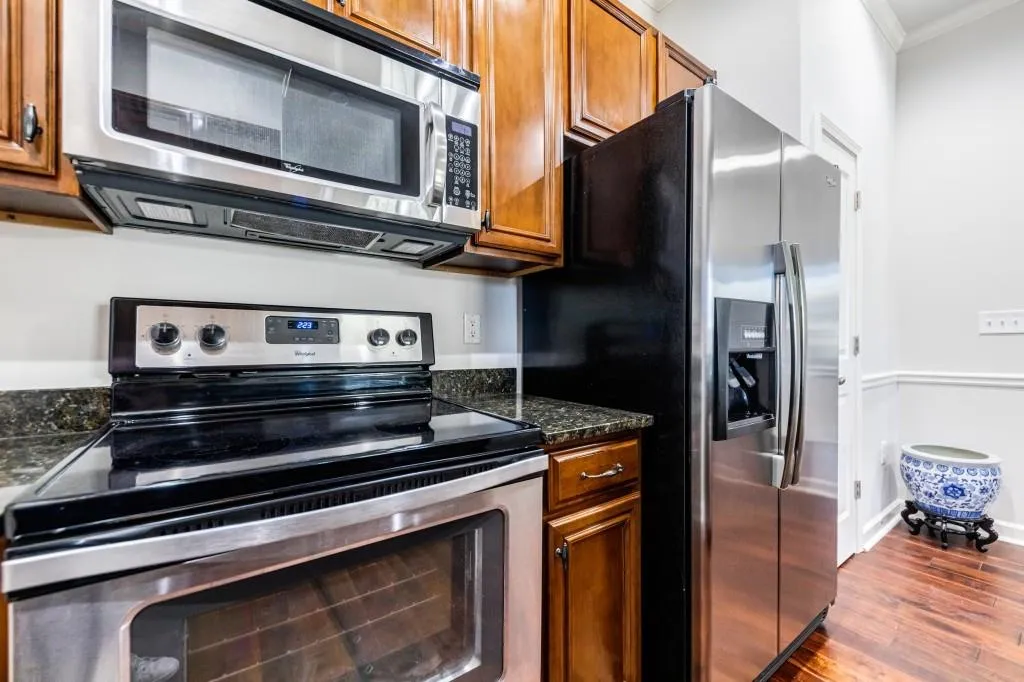 7265 Glisten Avenue Unit 130, Sandy Springs, Georgia 30328, 2 Bedrooms Bedrooms, ,2 BathroomsBathrooms,Residential,Sold,7265 Glisten Avenue Unit 130,6811461