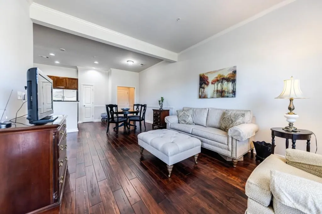 7265 Glisten Avenue Unit 130, Sandy Springs, Georgia 30328, 2 Bedrooms Bedrooms, ,2 BathroomsBathrooms,Residential,Sold,7265 Glisten Avenue Unit 130,6811461