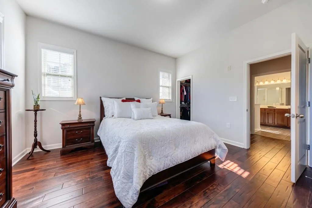 7265 Glisten Avenue Unit 130, Sandy Springs, Georgia 30328, 2 Bedrooms Bedrooms, ,2 BathroomsBathrooms,Residential,Sold,7265 Glisten Avenue Unit 130,6811461