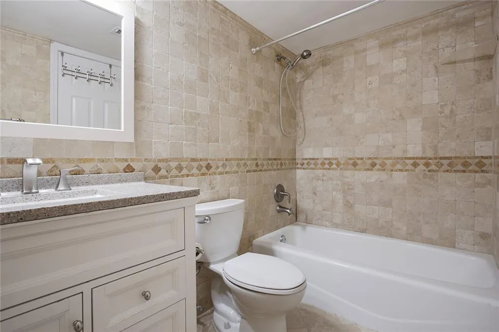 795 Hammond Drive Unit 1501, Sandy Springs, Georgia 30328, 2 Bedrooms Bedrooms, ,1 BathroomBathrooms,Residential,Sold,795 Hammond Drive Unit 1501,6616699