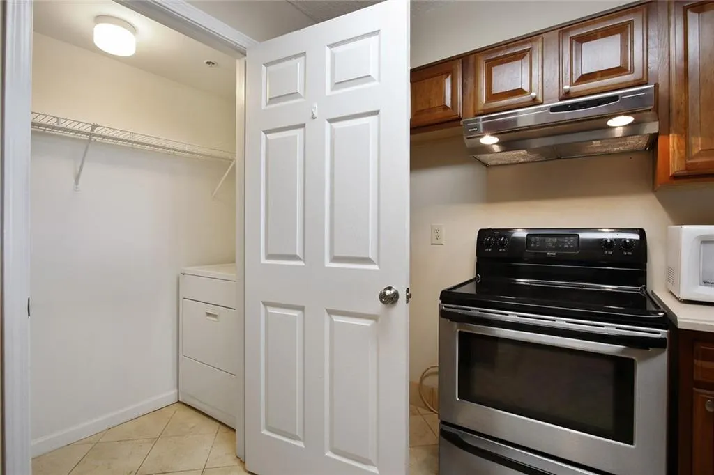 795 Hammond Drive Unit 1501, Sandy Springs, Georgia 30328, 2 Bedrooms Bedrooms, ,1 BathroomBathrooms,Residential,Sold,795 Hammond Drive Unit 1501,6616699