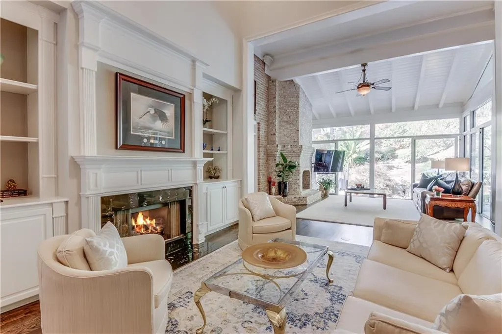 650 Forest Hills Drive, Atlanta, Georgia 30342, 6 Bedrooms Bedrooms, ,5 BathroomsBathrooms,Residential,Sold,650 Forest Hills Drive,6967872