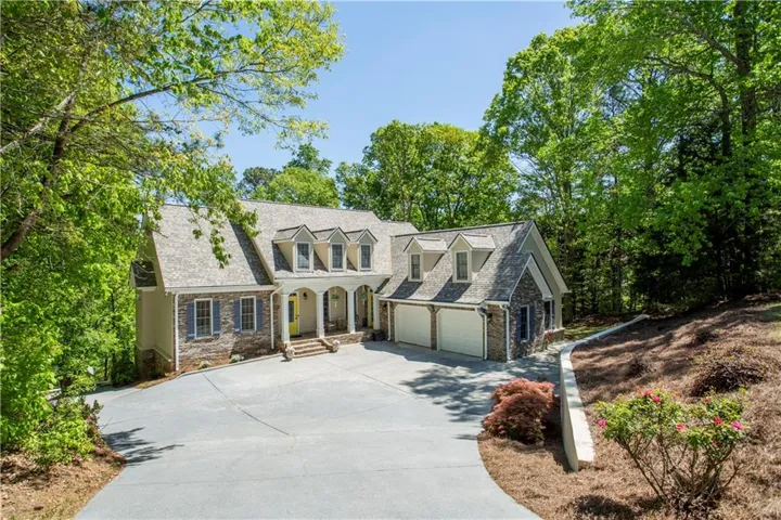 31 Rocky Circle Ne, White, Georgia 30184