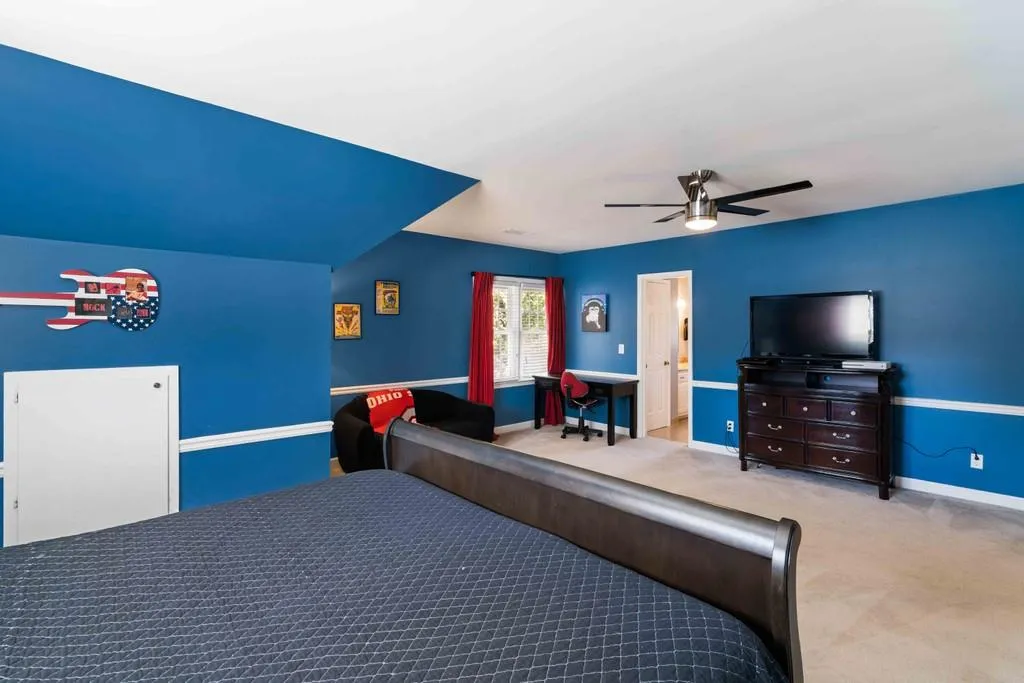 7765 Dunvegan Close, Sandy Springs, Georgia 30350, 4 Bedrooms Bedrooms, ,3 BathroomsBathrooms,Residential,Sold,7765 Dunvegan Close,6813828