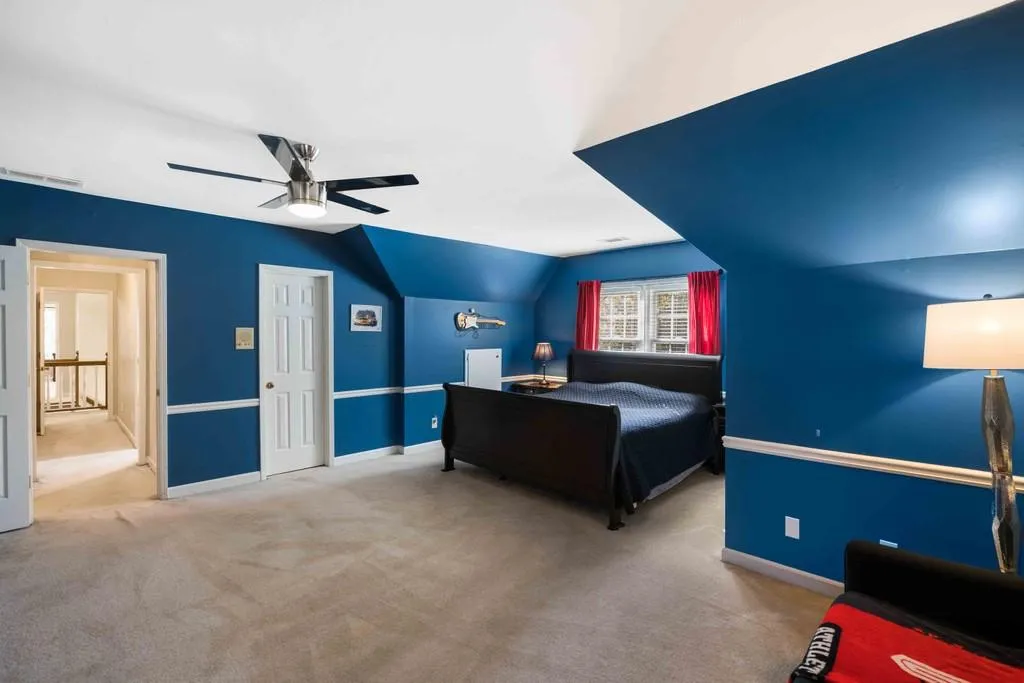 7765 Dunvegan Close, Sandy Springs, Georgia 30350, 4 Bedrooms Bedrooms, ,3 BathroomsBathrooms,Residential,Sold,7765 Dunvegan Close,6813828