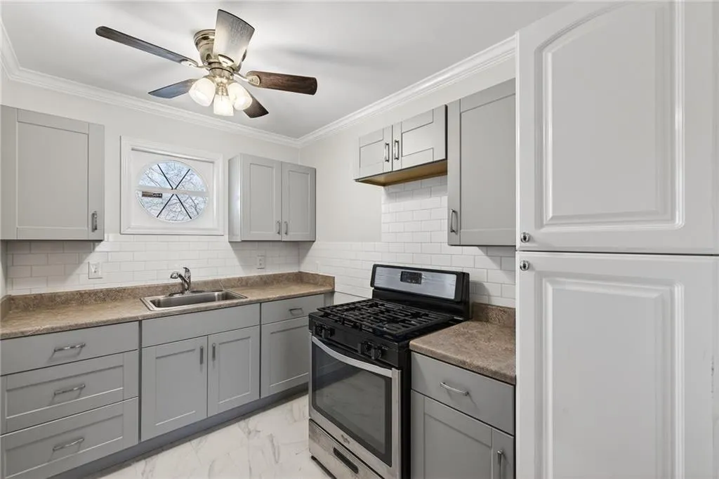 5400 Roswell Road Unit G3, Sandy Springs, Georgia 30342, 1 Bedroom Bedrooms, 0 ,1 BathroomBathrooms,Residential,For Sale,5400 Roswell Road Unit G3,7826928