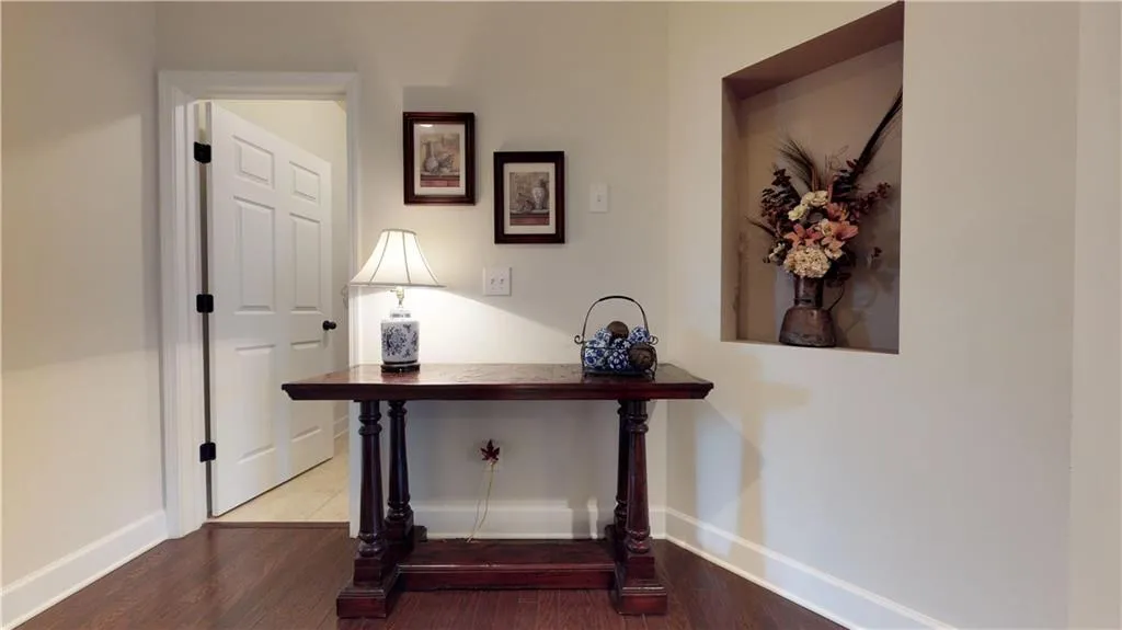 828 Northam Lane, Atlanta, Georgia 30342, 3 Bedrooms Bedrooms, ,3 BathroomsBathrooms,Residential,Sold,828 Northam Lane,5970718