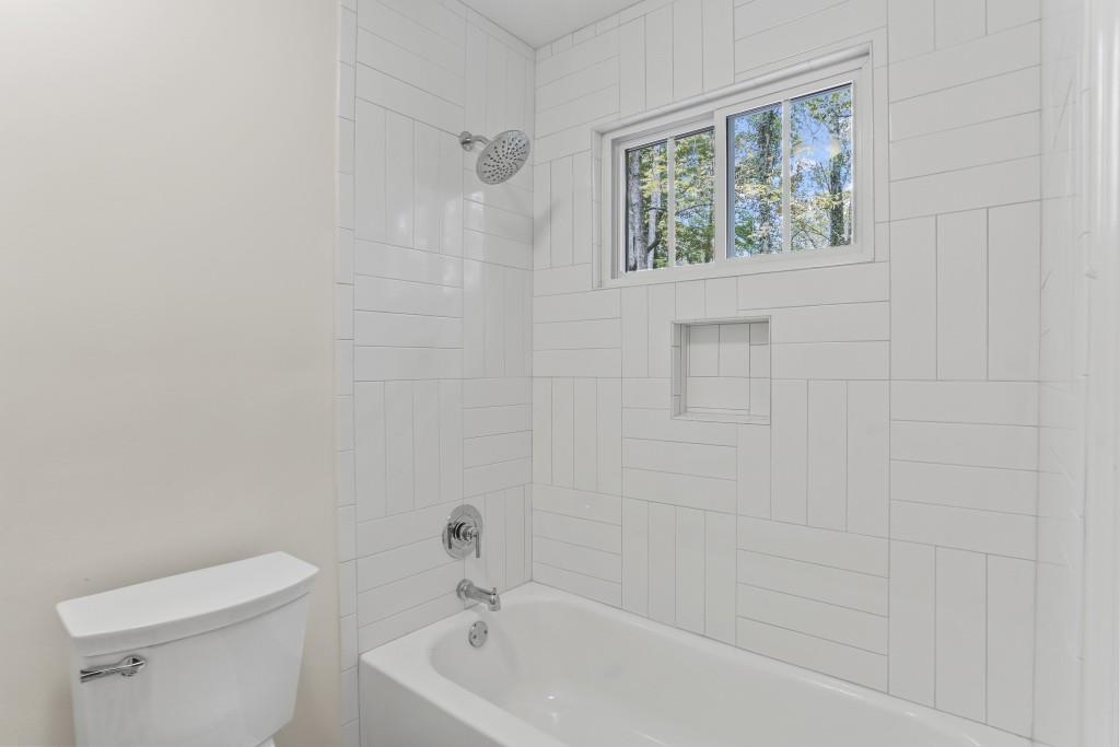 6851 River Springs Lane NW, Atlanta, Georgia 30328, 5 Bedrooms Bedrooms, ,4 BathroomsBathrooms,Residential,Sold,6851 River Springs Lane NW,7299164