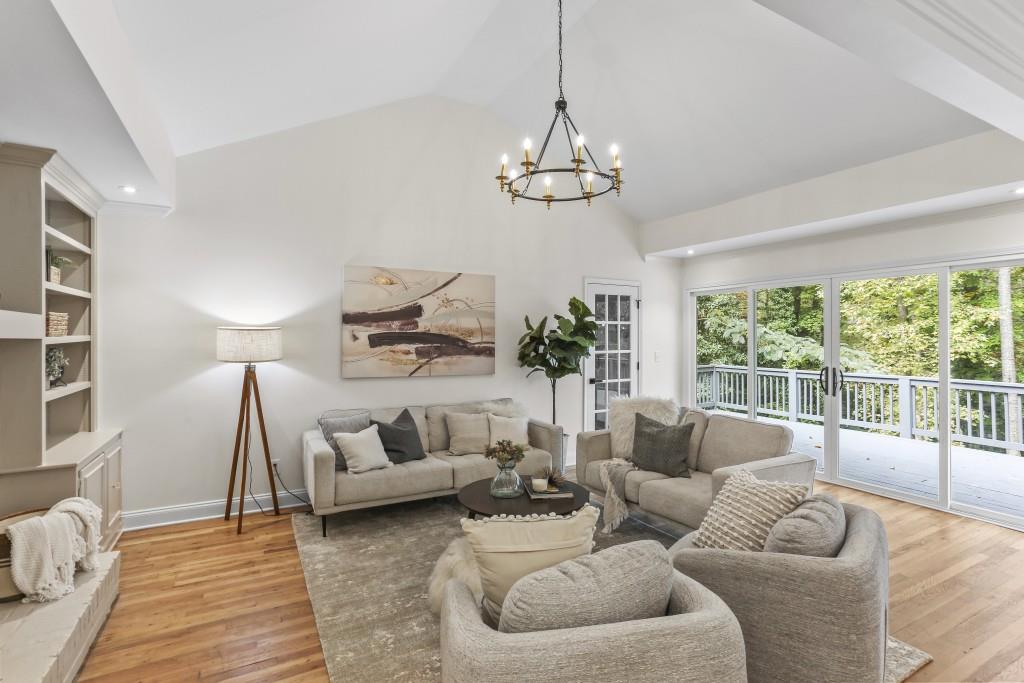 6851 River Springs Lane NW, Atlanta, Georgia 30328, 5 Bedrooms Bedrooms, ,4 BathroomsBathrooms,Residential,Sold,6851 River Springs Lane NW,7299164