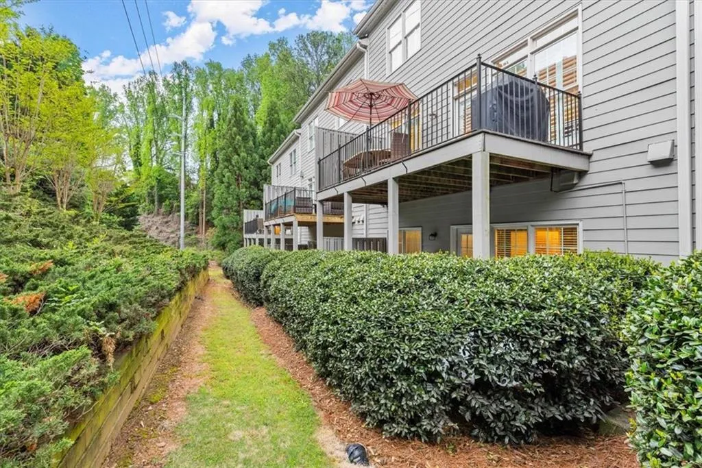 5449 Battery Lane Unit 21, Sandy Springs, Georgia 30342, 4 Bedrooms Bedrooms, ,2 BathroomsBathrooms,Residential,Sold,5449 Battery Lane Unit 21,7199796