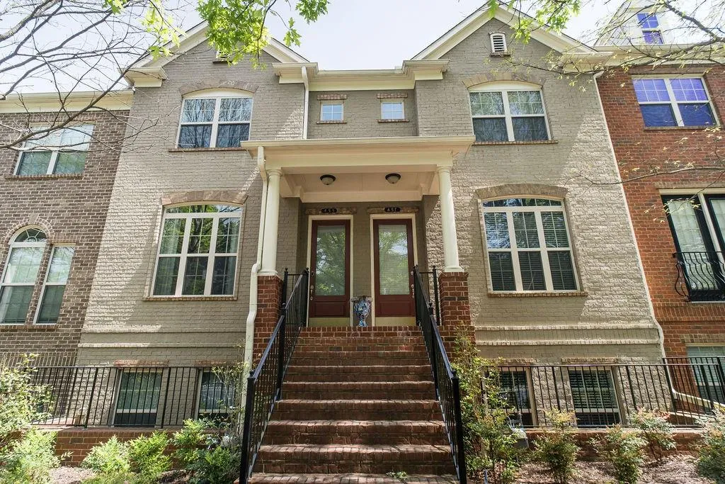 457 Alderwood Street, Sandy Springs, Georgia 30328, 3 Bedrooms Bedrooms, ,3 BathroomsBathrooms,Residential,Sold,457 Alderwood Street,7206583