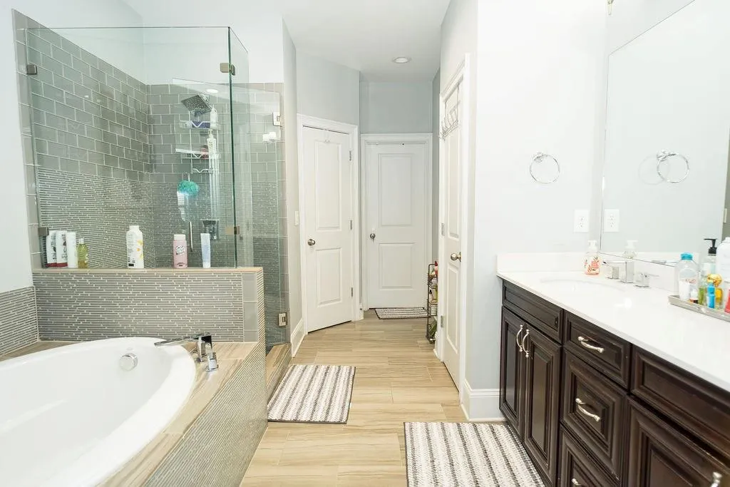 457 Alderwood Street, Sandy Springs, Georgia 30328, 3 Bedrooms Bedrooms, ,3 BathroomsBathrooms,Residential,Sold,457 Alderwood Street,7206583