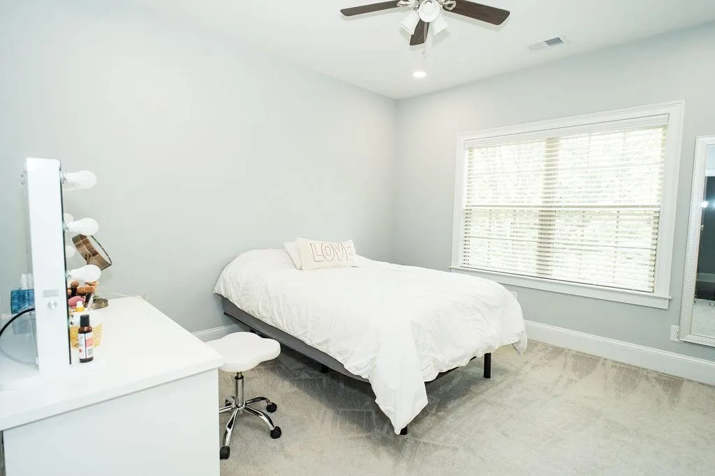 457 Alderwood Street, Sandy Springs, Georgia 30328, 3 Bedrooms Bedrooms, ,3 BathroomsBathrooms,Residential,Sold,457 Alderwood Street,7206583