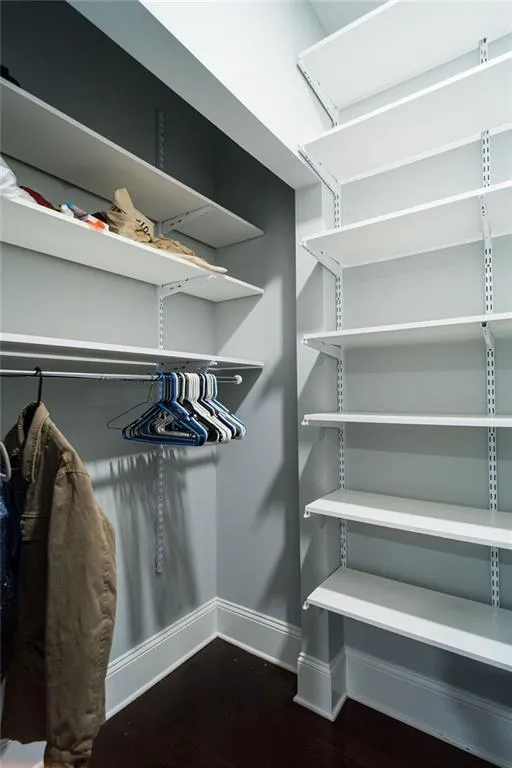 457 Alderwood Street, Sandy Springs, Georgia 30328, 3 Bedrooms Bedrooms, ,3 BathroomsBathrooms,Residential,Sold,457 Alderwood Street,7206583