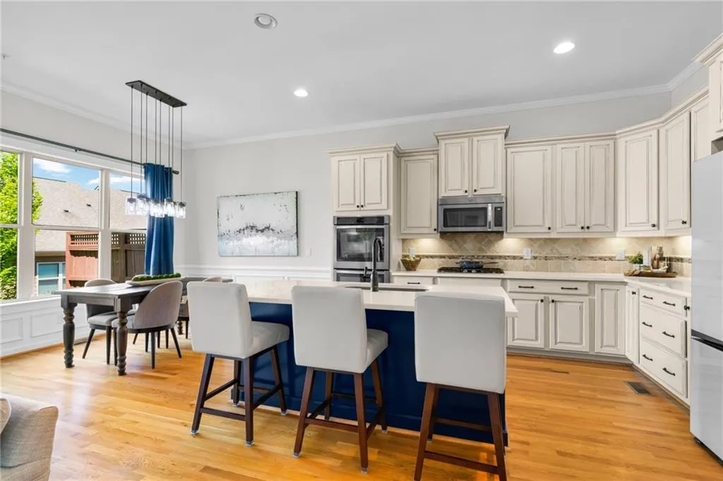 910 Acadiana Drive, Sandy Springs, Georgia 30328, 4 Bedrooms Bedrooms, ,3 BathroomsBathrooms,Residential,For Sale,910 Acadiana Drive,7755346