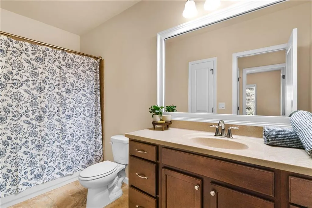 910 Acadiana Drive, Sandy Springs, Georgia 30328, 4 Bedrooms Bedrooms, ,3 BathroomsBathrooms,Residential,For Sale,910 Acadiana Drive,7755346