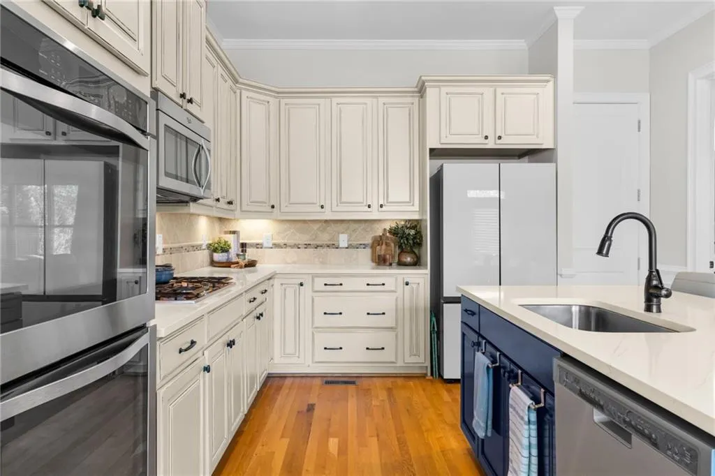 910 Acadiana Drive, Sandy Springs, Georgia 30328, 4 Bedrooms Bedrooms, ,3 BathroomsBathrooms,Residential,For Sale,910 Acadiana Drive,7755346