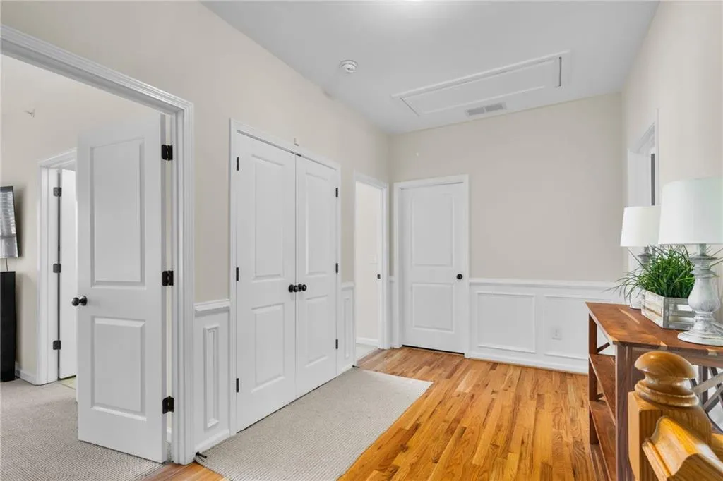 910 Acadiana Drive, Sandy Springs, Georgia 30328, 4 Bedrooms Bedrooms, ,3 BathroomsBathrooms,Residential,For Sale,910 Acadiana Drive,7755346