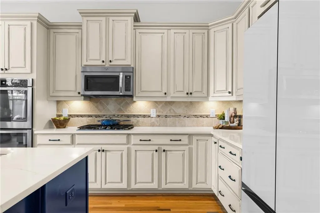 910 Acadiana Drive, Sandy Springs, Georgia 30328, 4 Bedrooms Bedrooms, ,3 BathroomsBathrooms,Residential,For Sale,910 Acadiana Drive,7755346