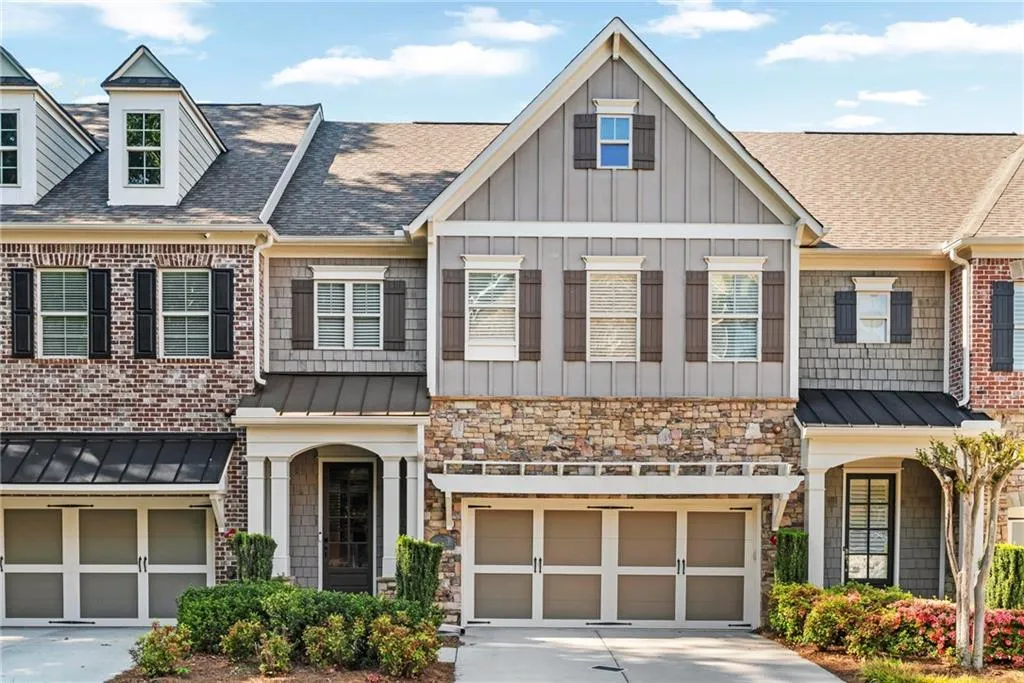 910 Acadiana Drive, Sandy Springs, Georgia 30328, 4 Bedrooms Bedrooms, ,3 BathroomsBathrooms,Residential,For Sale,910 Acadiana Drive,7755346