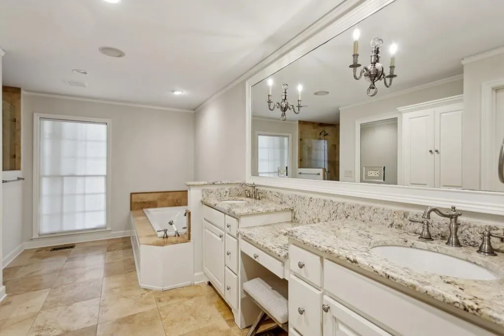 Primary Ensuite