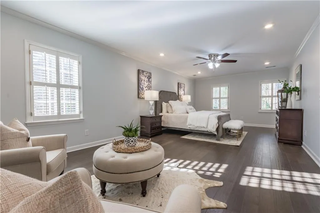 1585 Sunnybrook Farm Road, Sandy Springs, Georgia 30350, 5 Bedrooms Bedrooms, ,3 BathroomsBathrooms,Residential,Sold,1585 Sunnybrook Farm Road,6537366