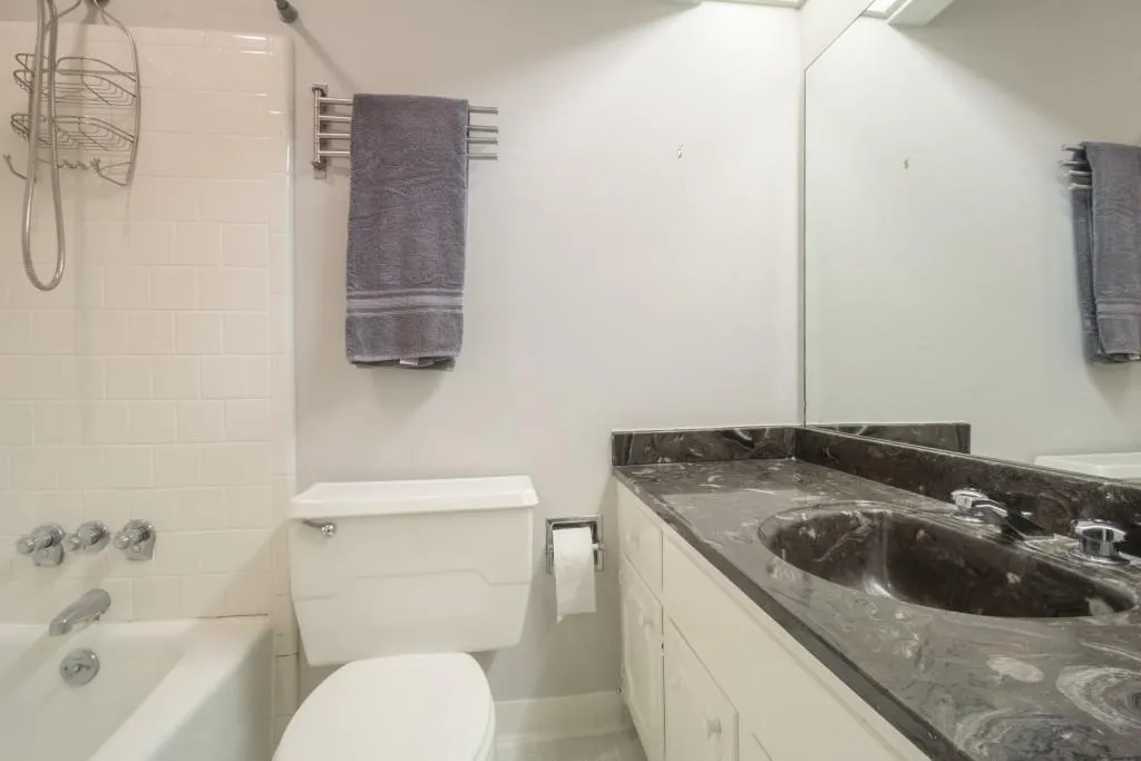 103 Jefferson Circle Unit 103, Sandy Springs, Georgia 30328, 3 Bedrooms Bedrooms, ,3 BathroomsBathrooms,Residential,Sold,103 Jefferson Circle Unit 103,5766964