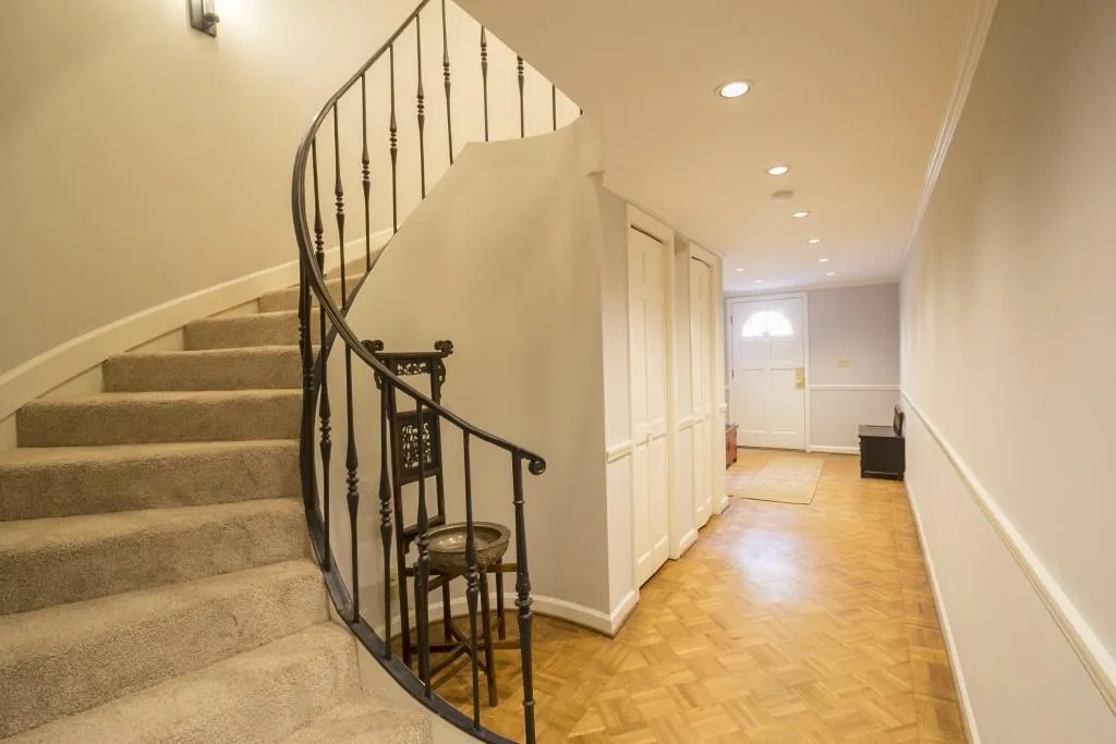 103 Jefferson Circle Unit 103, Sandy Springs, Georgia 30328, 3 Bedrooms Bedrooms, ,3 BathroomsBathrooms,Residential,Sold,103 Jefferson Circle Unit 103,5766964