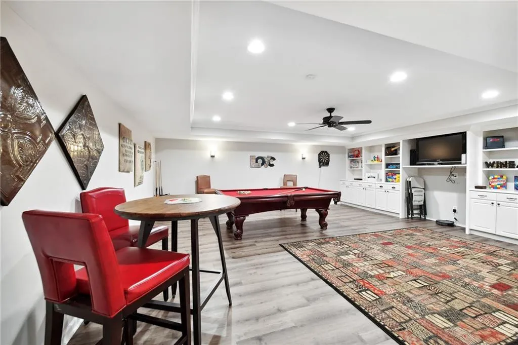 7440 Chestwick Court, Sandy Springs, Georgia 30350, 6 Bedrooms Bedrooms, ,5 BathroomsBathrooms,Residential,Sold,7440 Chestwick Court,7122021