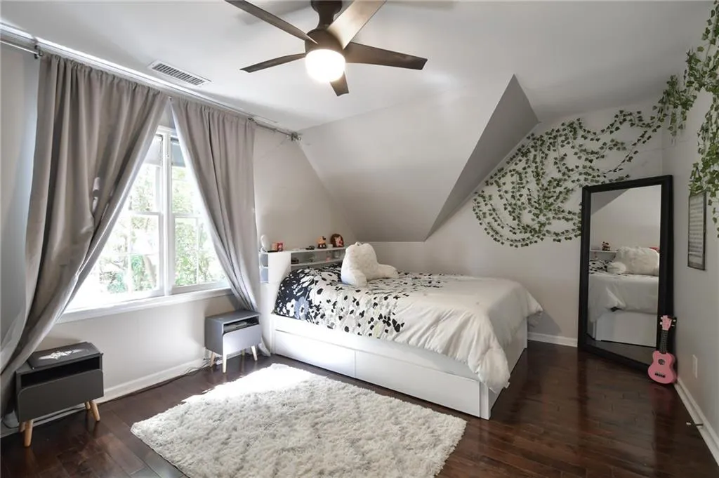 7440 Chestwick Court, Sandy Springs, Georgia 30350, 6 Bedrooms Bedrooms, ,5 BathroomsBathrooms,Residential,Sold,7440 Chestwick Court,7122021