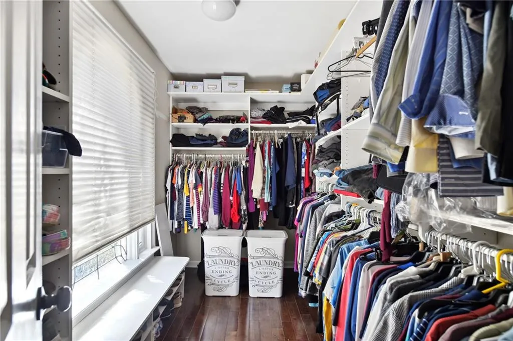 7440 Chestwick Court, Sandy Springs, Georgia 30350, 6 Bedrooms Bedrooms, ,5 BathroomsBathrooms,Residential,Sold,7440 Chestwick Court,7122021