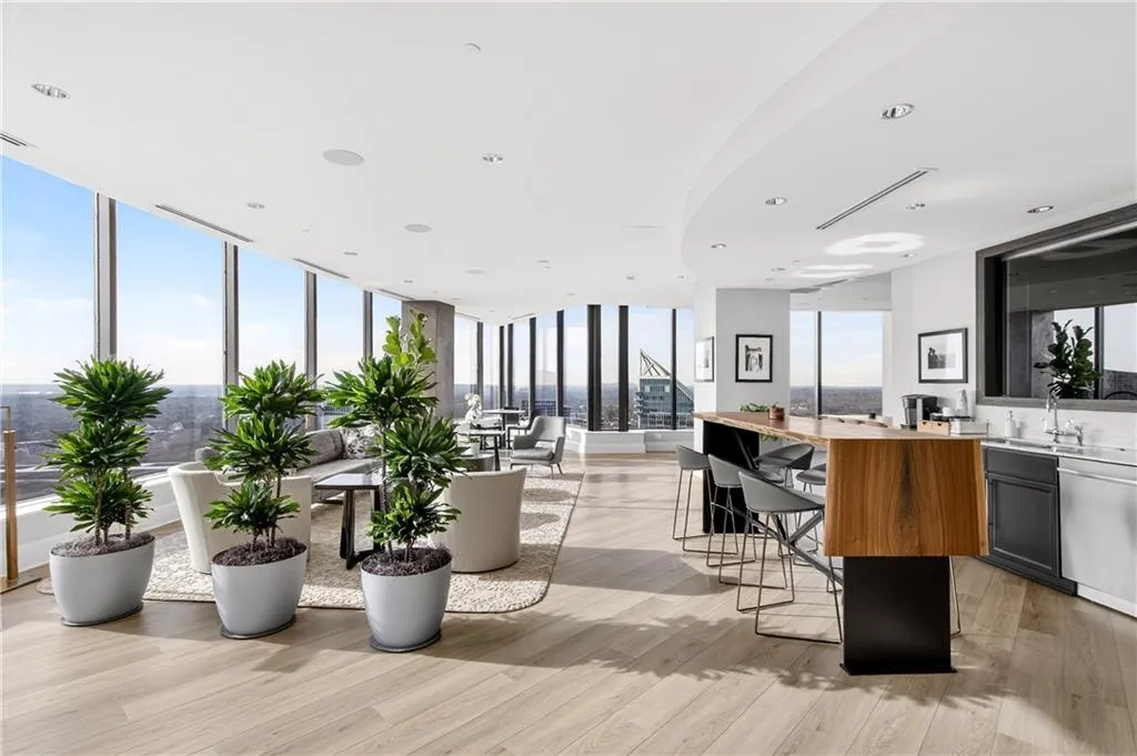 3344 Peachtree Road Ne Unit 2904, Atlanta, Georgia 30326, 2 Bedrooms Bedrooms, 0 ,2 BathroomsBathrooms,Residential,For Sale,3344 Peachtree Road Ne Unit 2904,7711784