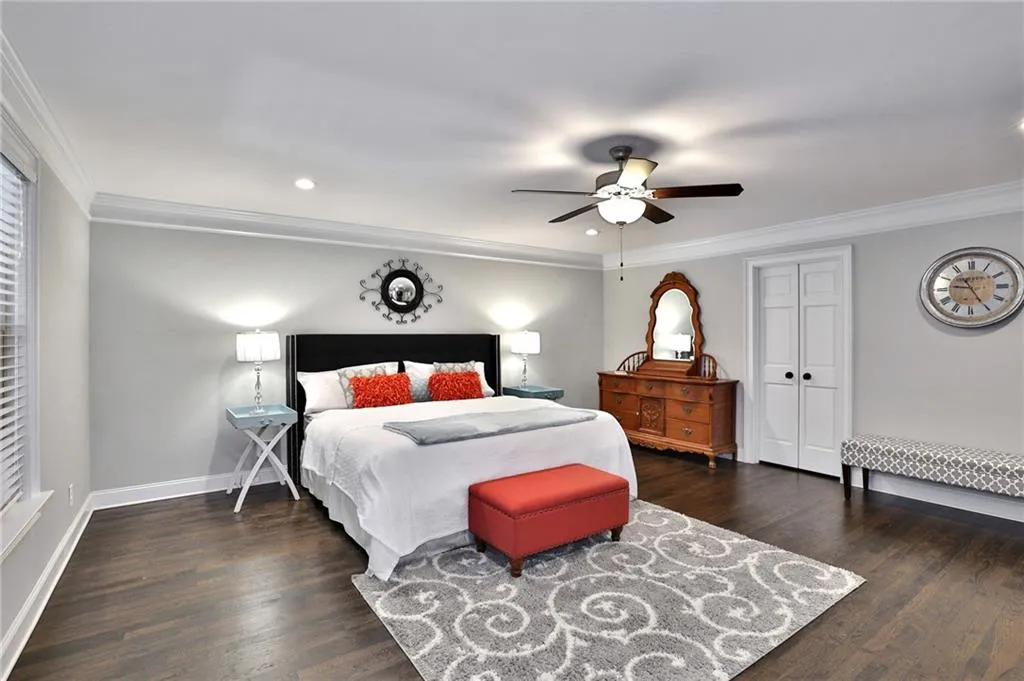 8100 Tynecastle Drive, Sandy Springs, Georgia 30350, 5 Bedrooms Bedrooms, ,3 BathroomsBathrooms,Residential,Sold,8100 Tynecastle Drive,6805565